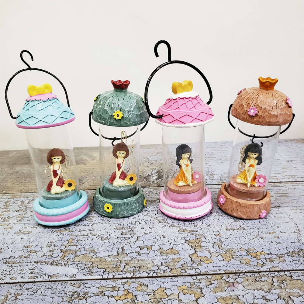 Toptan Cam Fanus İçerisinde Led Işıklı Kız Biblo