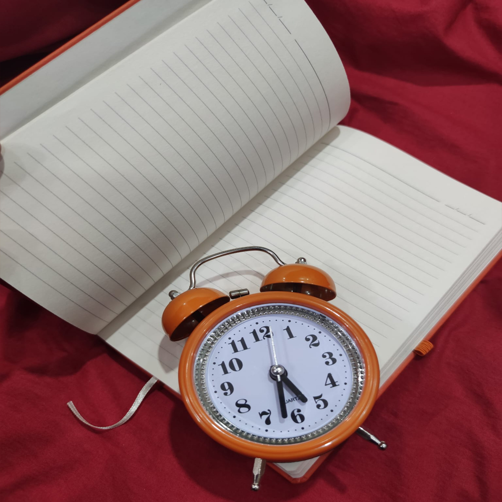 Toptan Turuncu Deri Defter ve Masa Saati