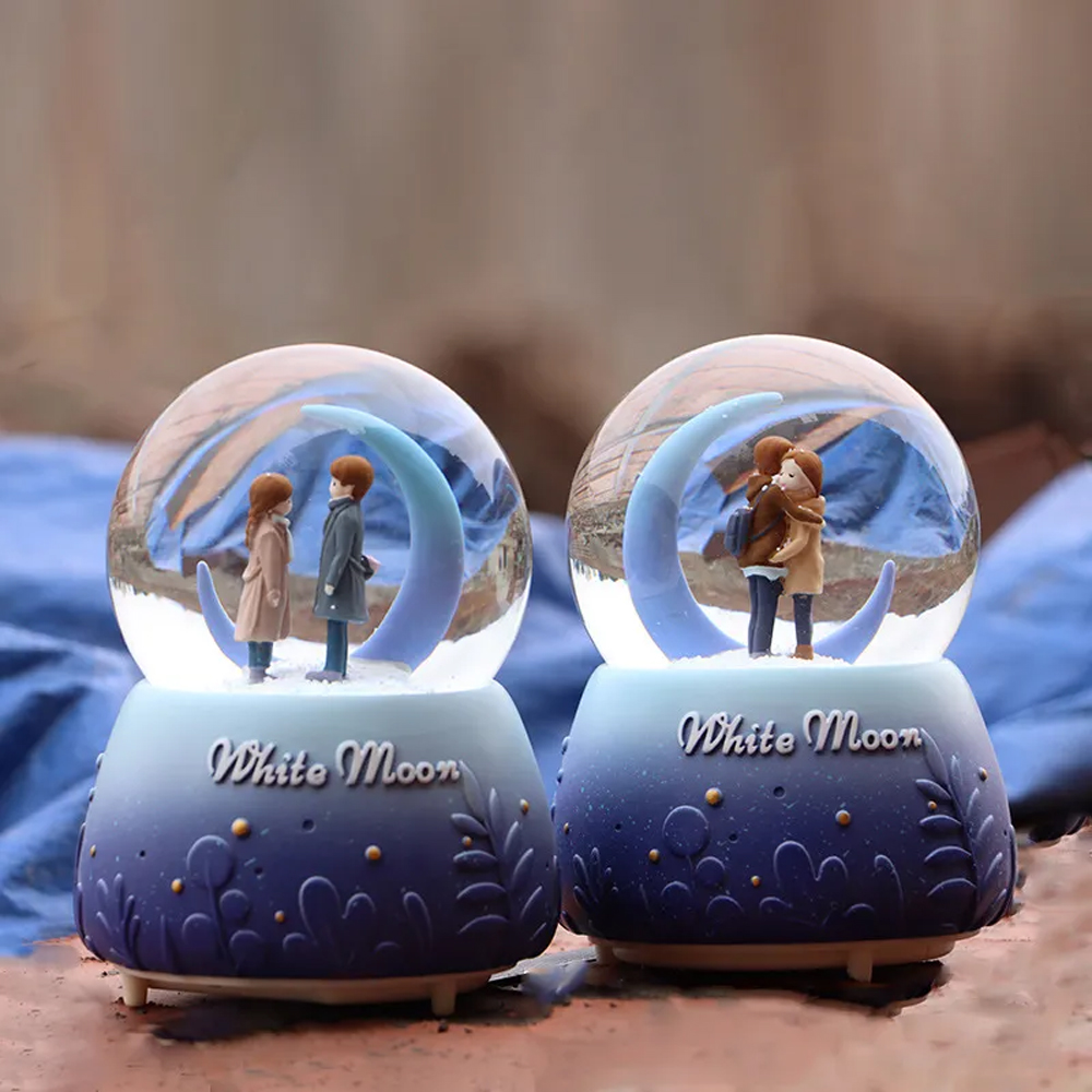 Toptan Pilli Işıklı Kar Küresi