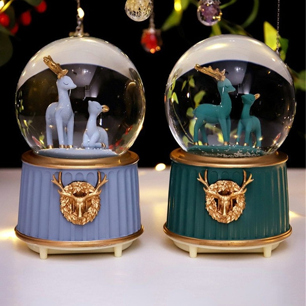 Toptan Geyikli Büyük Boy Püskürtmeli Kar Küresi