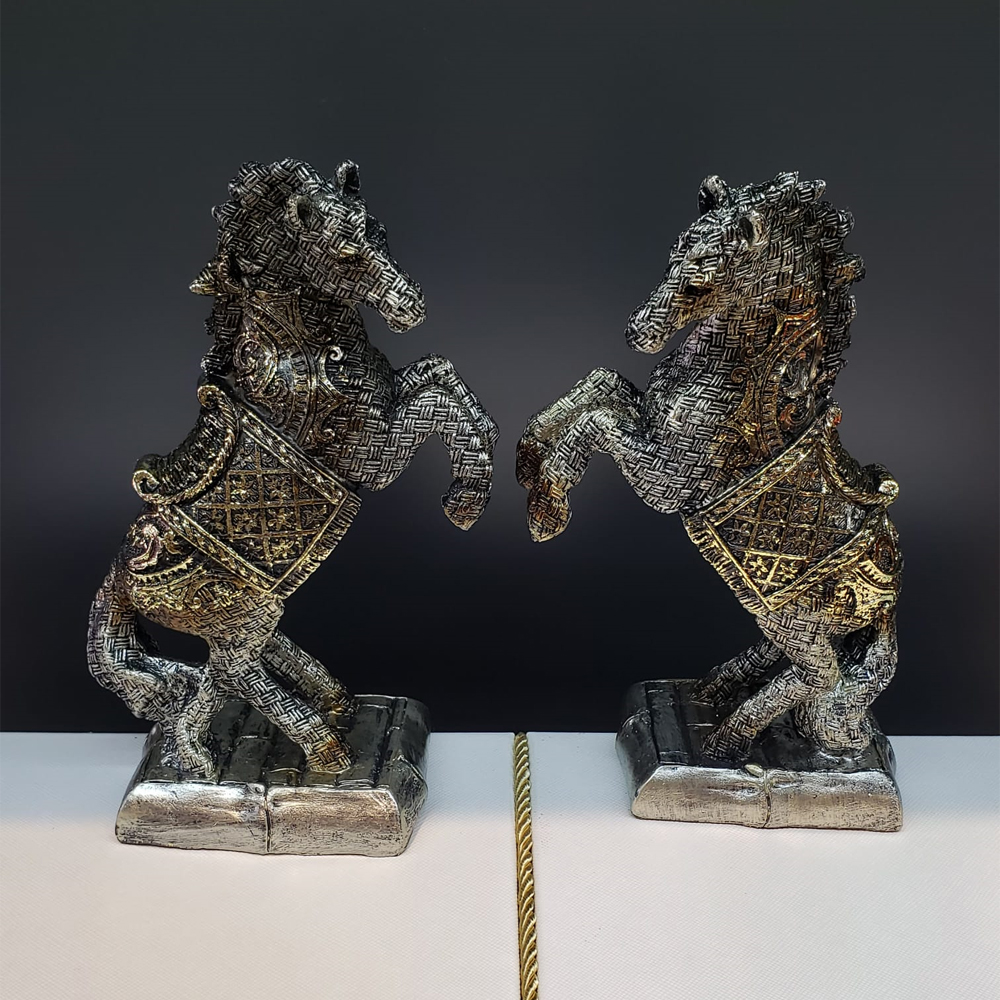 Toptan Şaha Kalkan At Biblosu