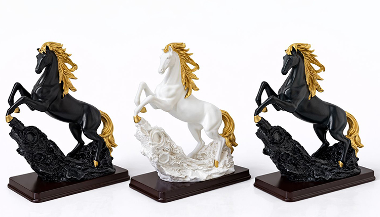 Polyester Şahlanmış At Figürü  Alk1628