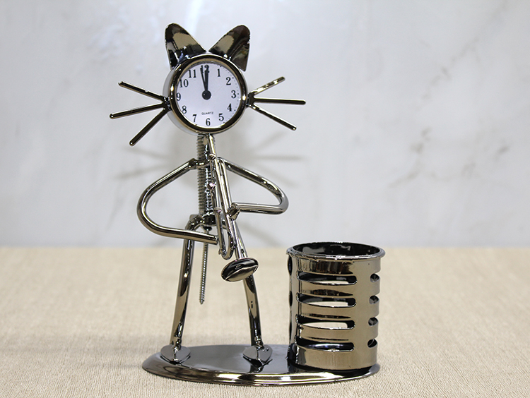 Metal Saksafon Çalan Kedi Müzisyen Saat Ve Kalemlik Alk4346