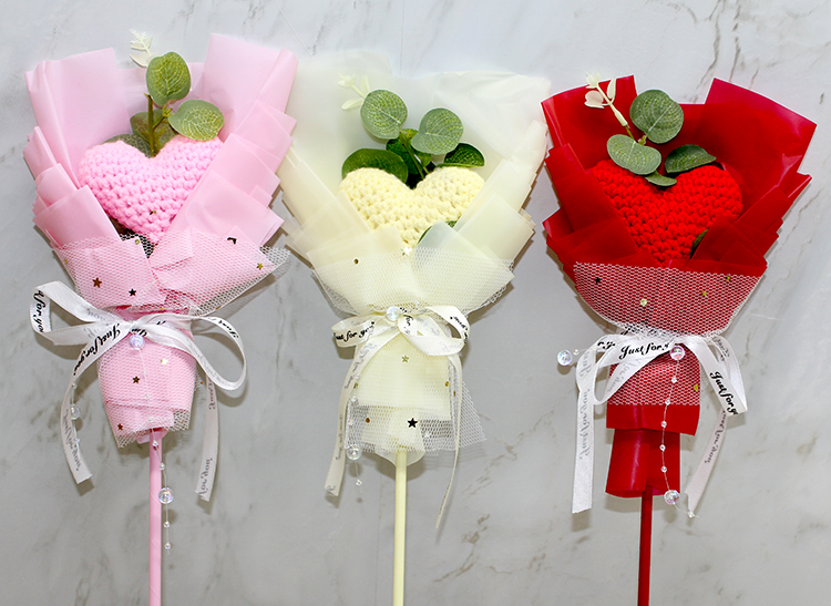 El Örgüsü Kalp Çiçeği Buketi Alk4968