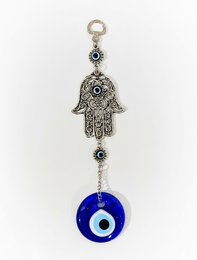 Nazar Boncuğu Fatmanın Eli Nzr08