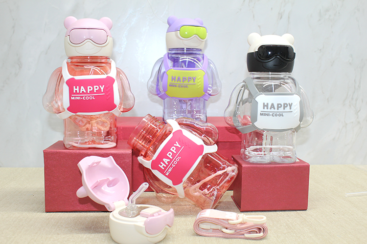 Sevimli 3D Desenli Su Matarası Bpa İçermez  Alk3141