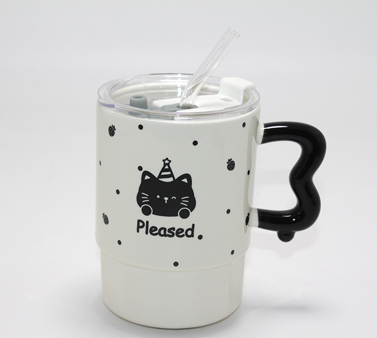 Sevimli Ayı Figürlü Pipetli Kapaklı Porselen Kupa Bardak Alk5041