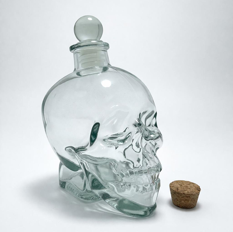 Cam Kurukafa İçki Şişesi 14 Cm Alk2155