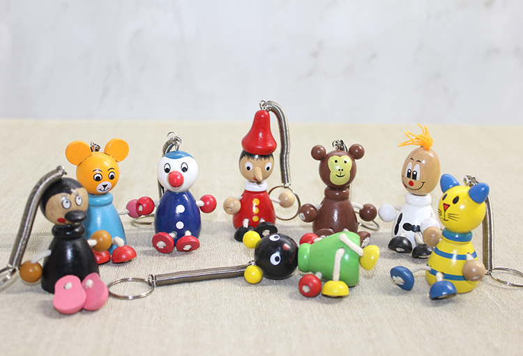 Ahşap Yayli Zıp Zıp Anahtarlik Alk1216